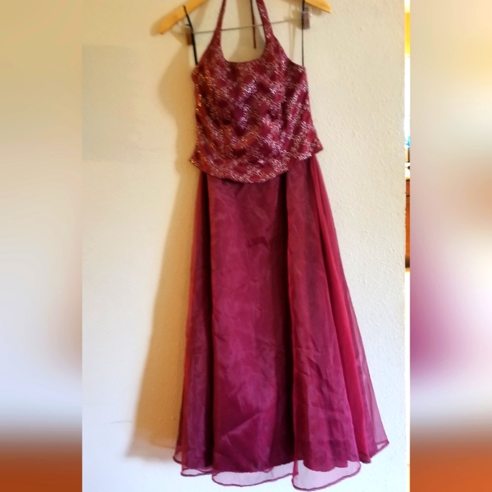 Poly USA Womens Burgundy Full Length Gown Size M - Picture 6 of 9